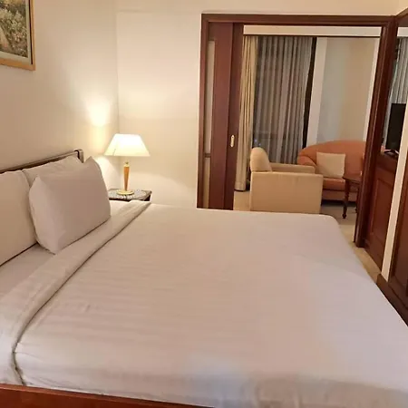 Sky Suite At Times Square Kl